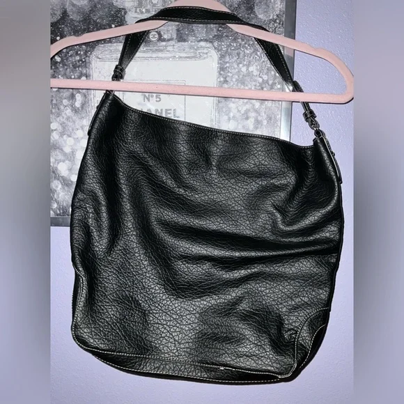 SOLD NINE WEST BLACK LEATHER HANDBAG PRELOVED - Picture 2 of 6